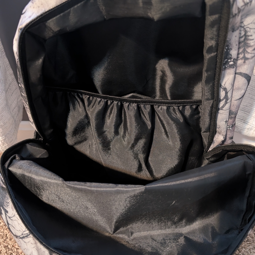 Guild of Calamity Gray Mushroom Print Backpack Like New - Picture 6 of 6